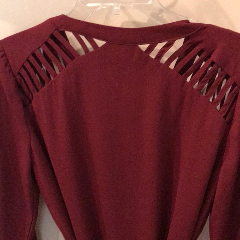 Beautiful burgundy XS Love 21 dress - Picture 2 of 4